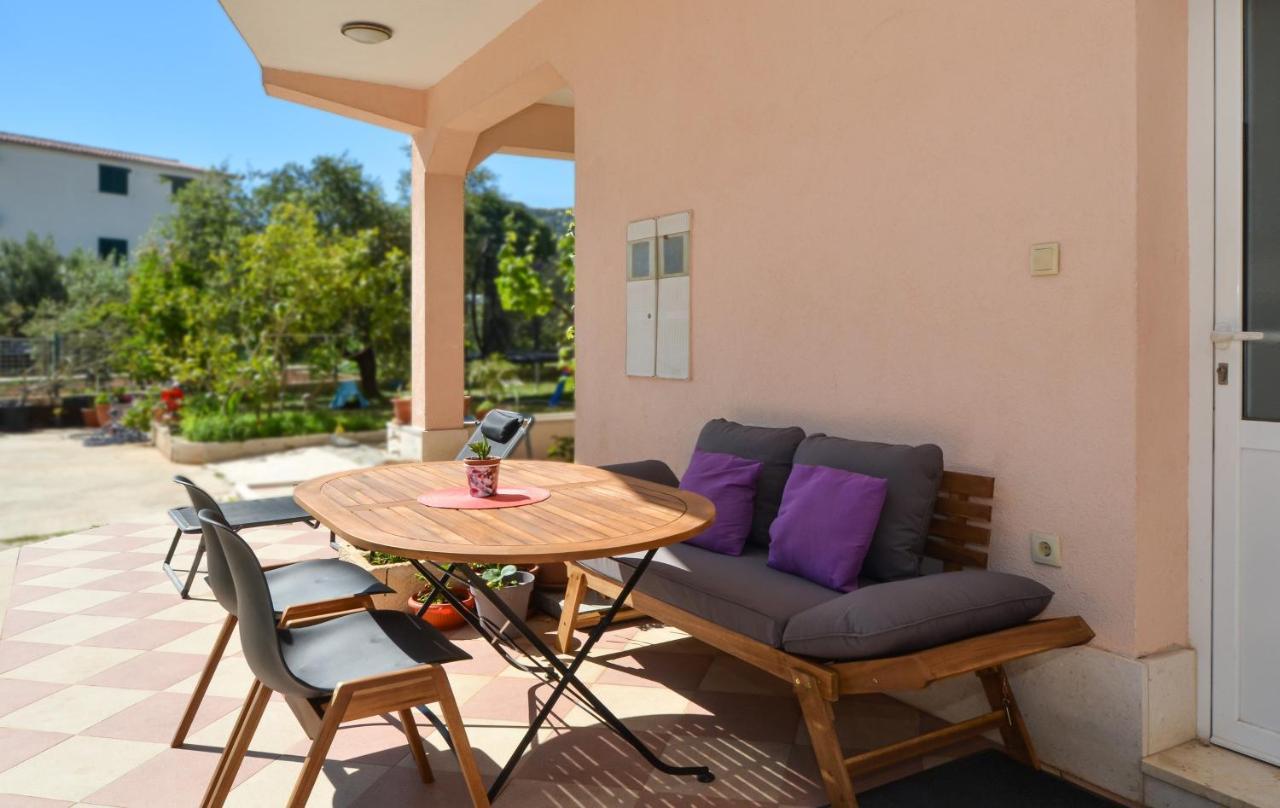 Apartments Luciano Seget Vranjica Bagian luar foto