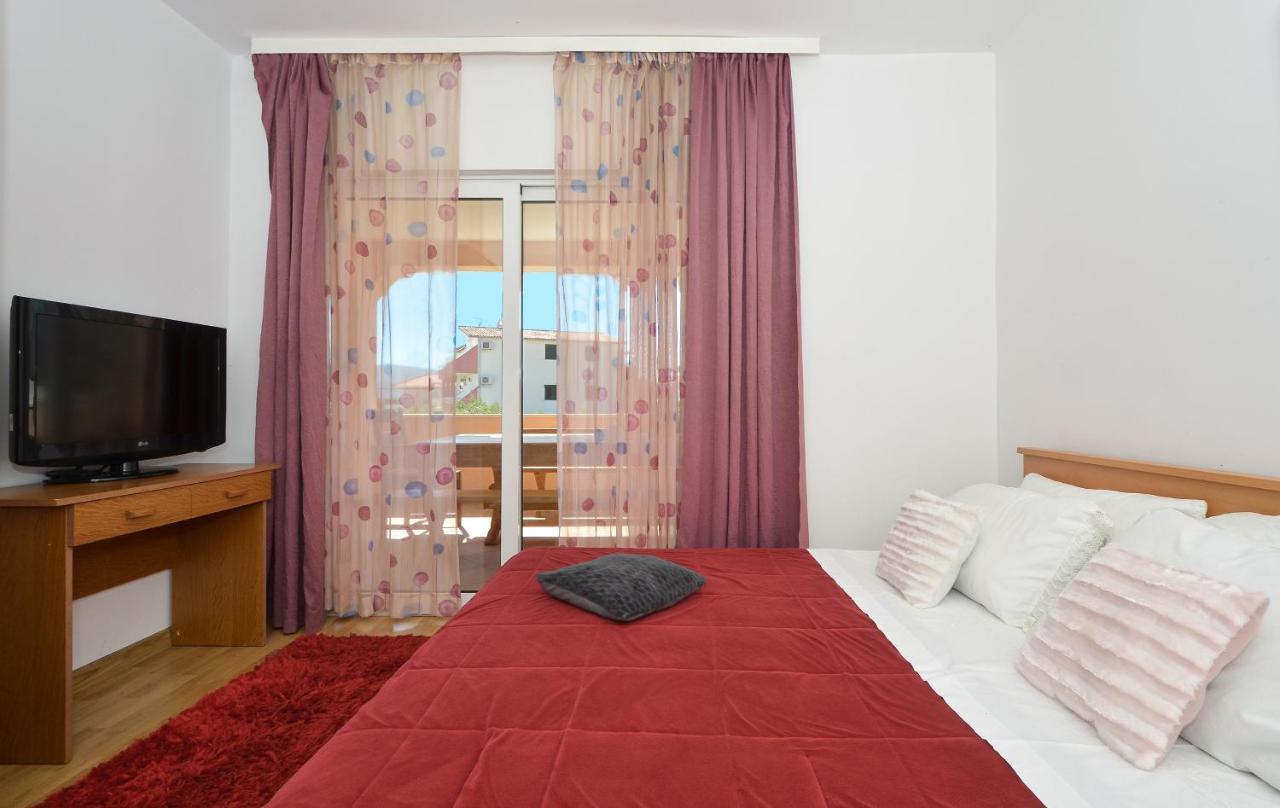 Apartments Luciano Seget Vranjica Bagian luar foto