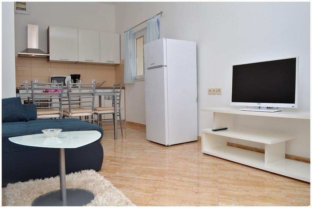 Apartments Luciano Seget Vranjica Ruang foto